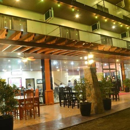 The Premiere Business Hotel Kalibo Luaran gambar