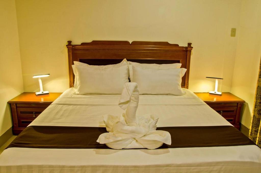 The Premiere Business Hotel Kalibo Bilik gambar