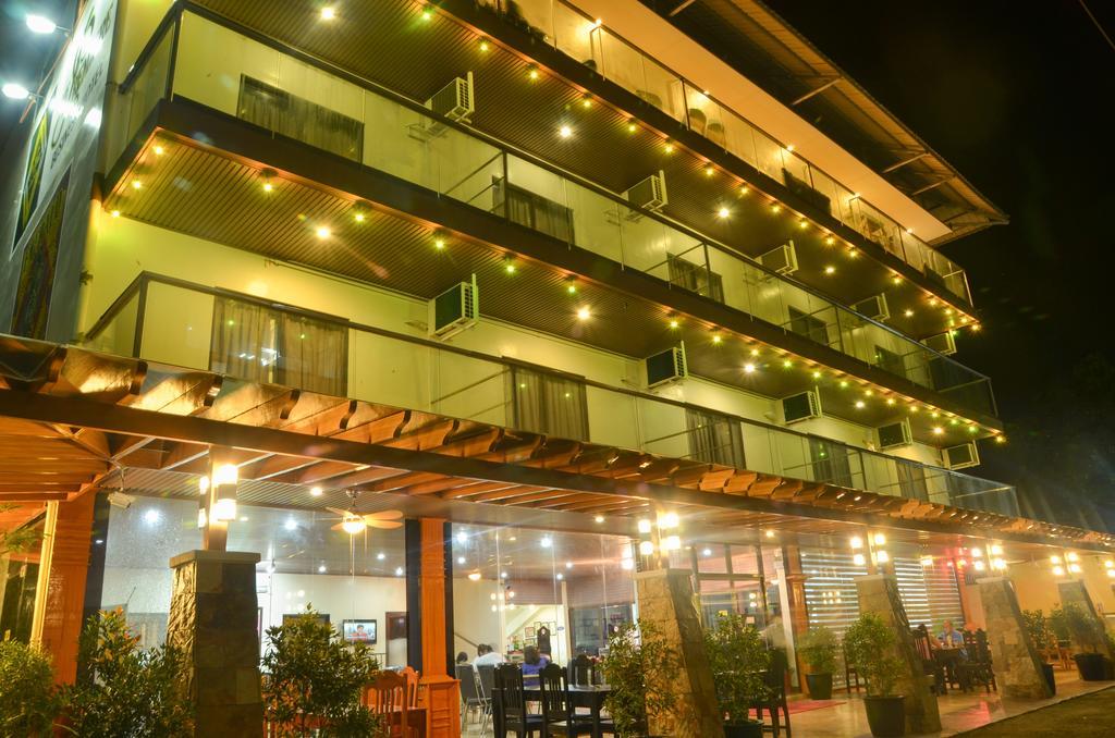 The Premiere Business Hotel Kalibo Luaran gambar