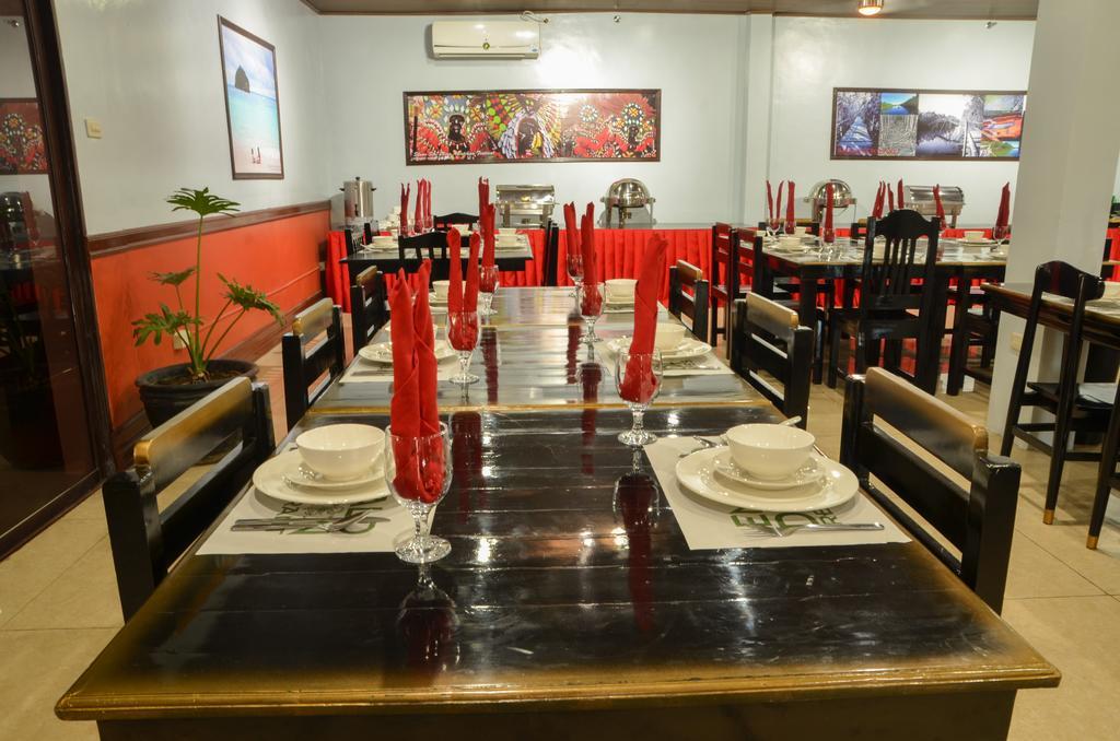 The Premiere Business Hotel Kalibo Luaran gambar