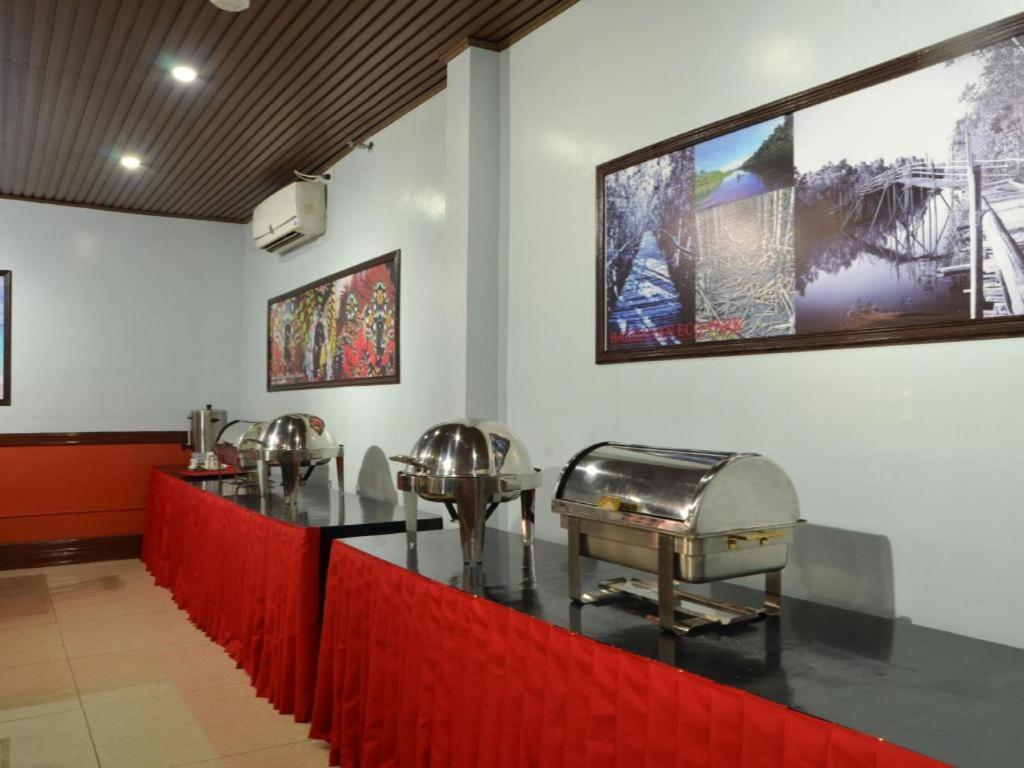 The Premiere Business Hotel Kalibo Luaran gambar